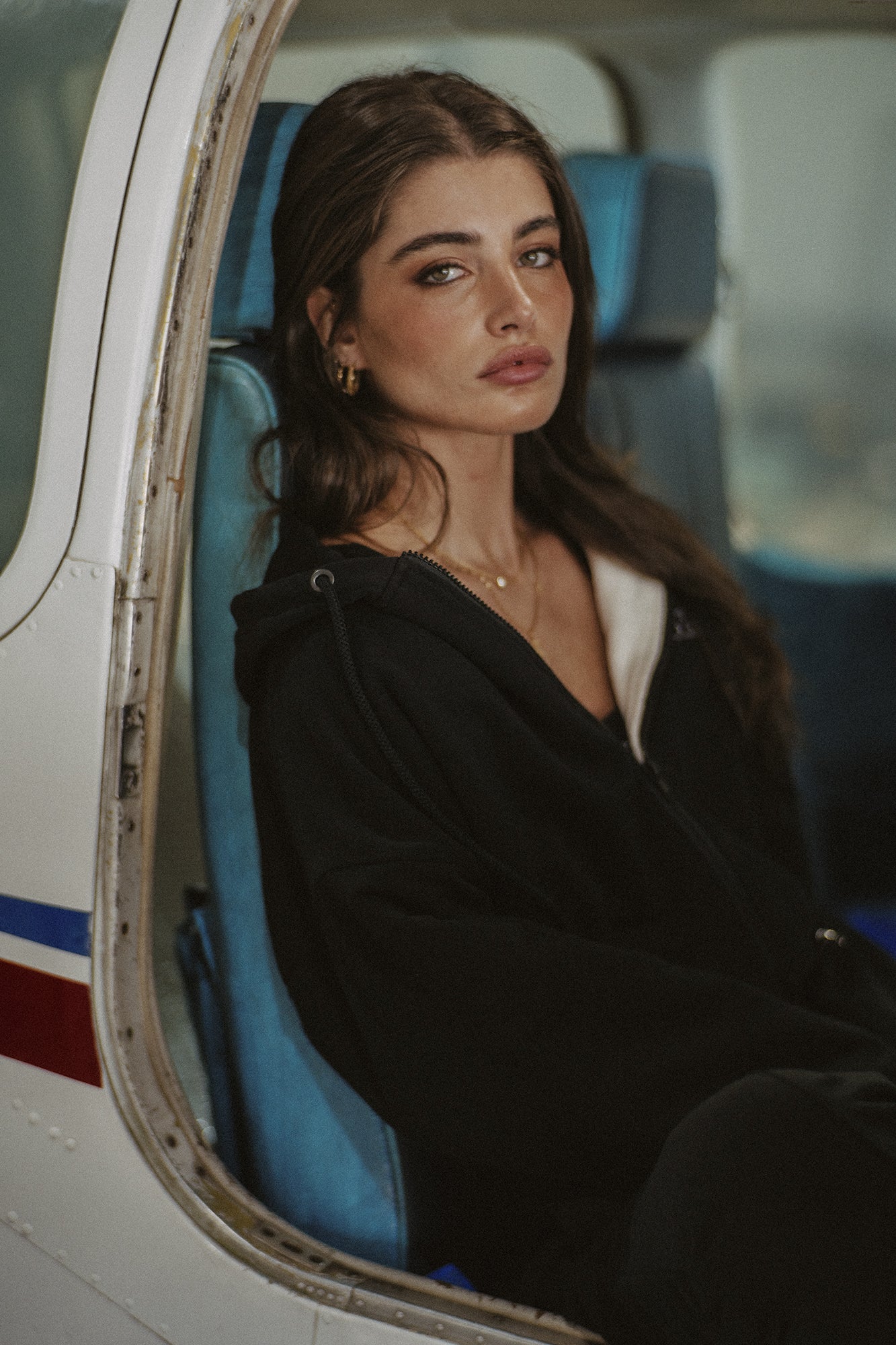 BLACK TRACKSUIT ZIP-UP HOODIE - Image 3