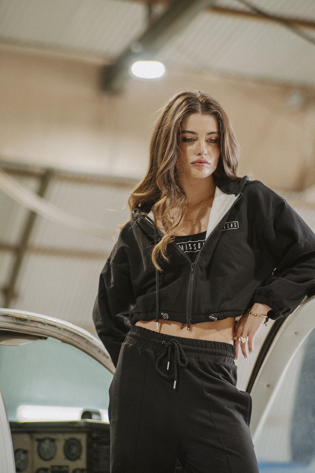 BLACK TRACKSUIT ZIP-UP HOODIE - Image 4